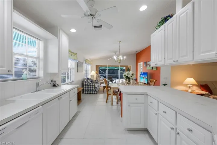 4195  Saint George  LN, Naples, FL 34119