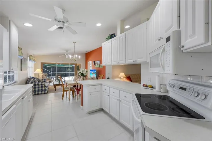 4195  Saint George  LN, Naples, FL 34119