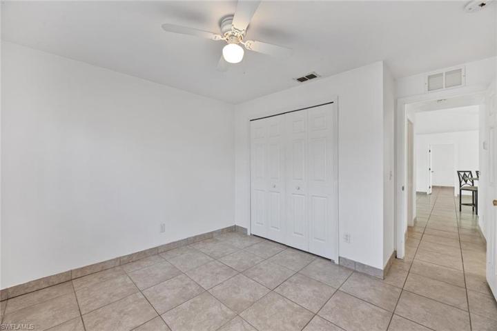 746  Chemstrand E ST, LEHIGH ACRES, FL 33974