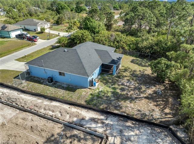 746  Chemstrand E ST, LEHIGH ACRES, FL 33974