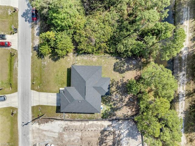 746  Chemstrand E ST, LEHIGH ACRES, FL 33974