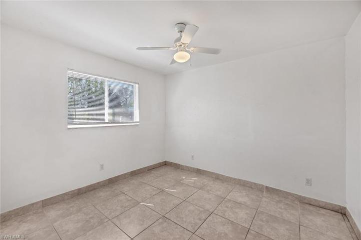 746  Chemstrand E ST, LEHIGH ACRES, FL 33974