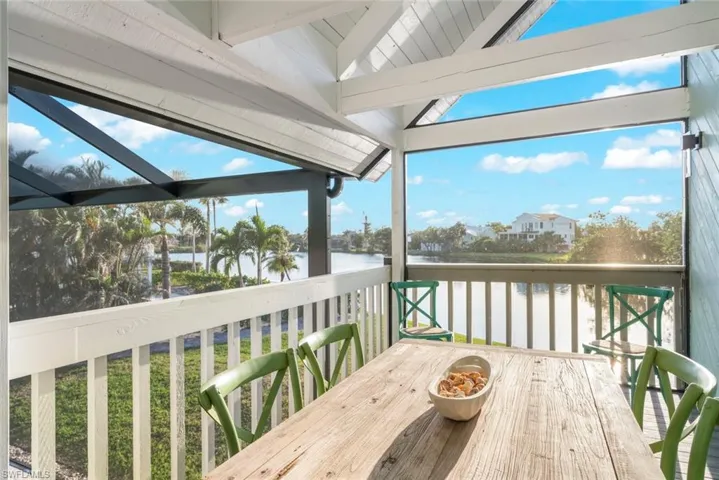 SCREENED PORCH
