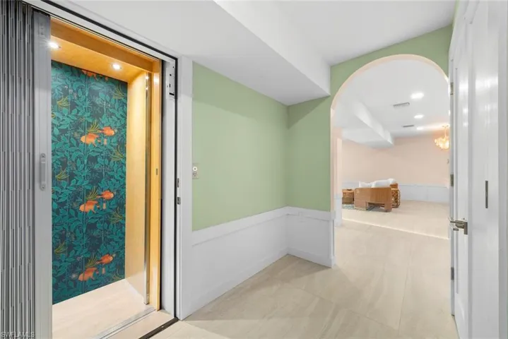 ELEVATOR