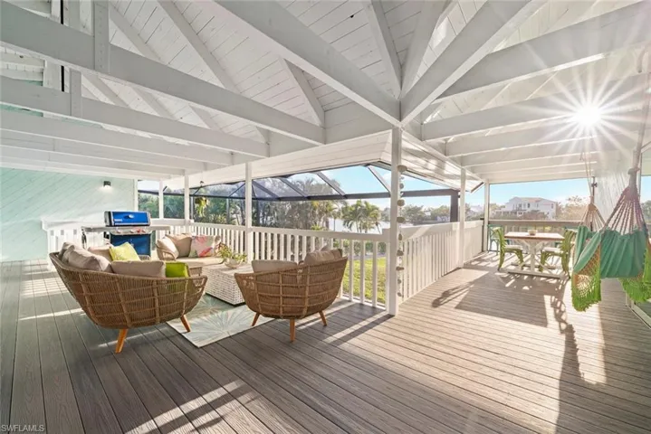 SCREENED PORCH