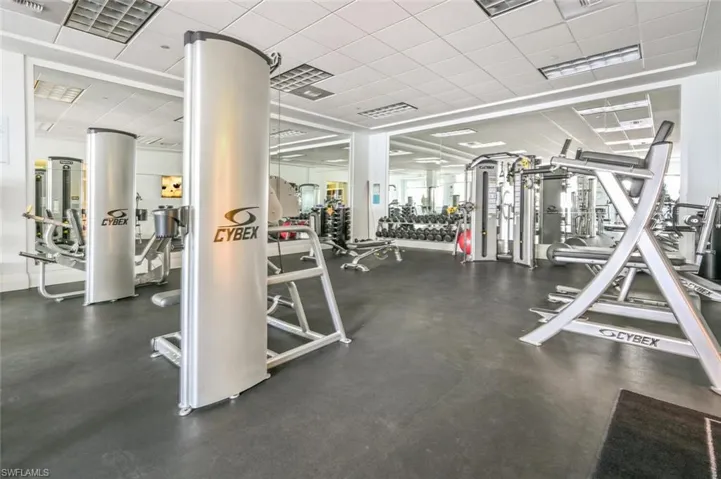 1030  3rd S AVE, Naples, FL 34102