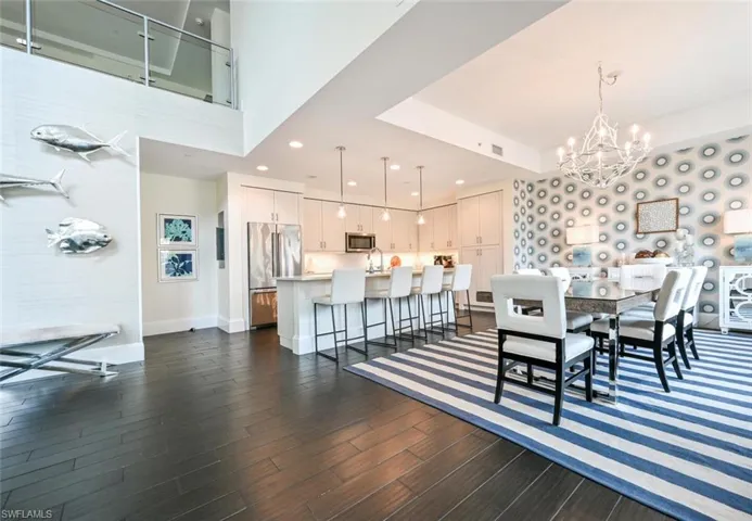 1030  3rd S AVE, Naples, FL 34102