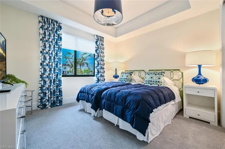 2 Single Twin Beds