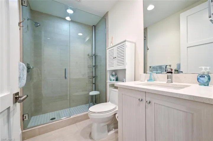 1030  3rd S AVE, Naples, FL 34102