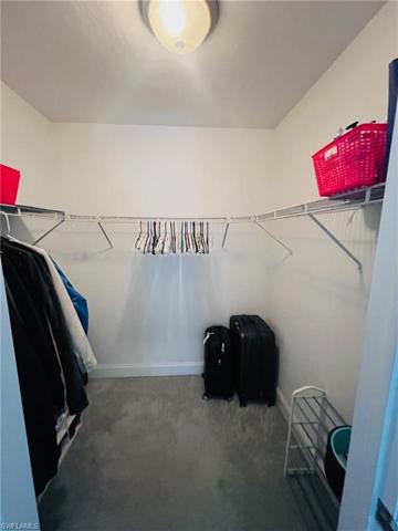 Walk in closet