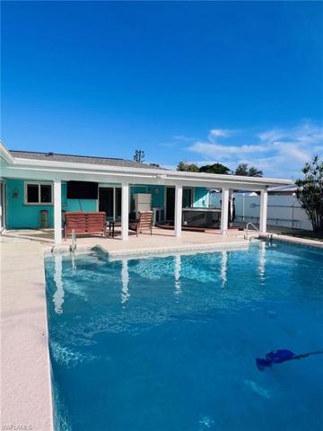 Extra large pool and patio area