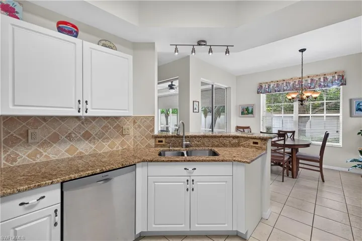 15159 Oxford Cv 2502, Fort Myers, Florida 33919