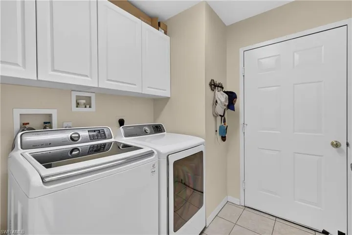 15159 Oxford Cv 2502, Fort Myers, Florida 33919
