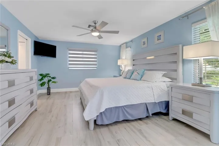 701 N Barfield  DR, Marco Island, FL 34145