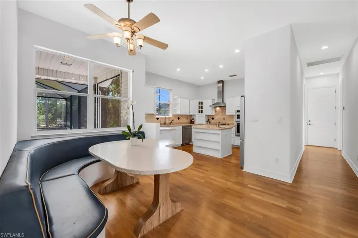 Breakfast Nook