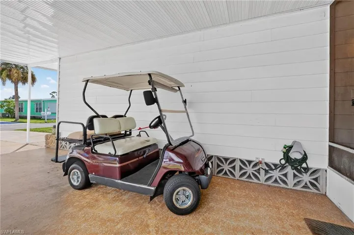 633 Forest Palm Ct, North Fort Myers, Florida 33917