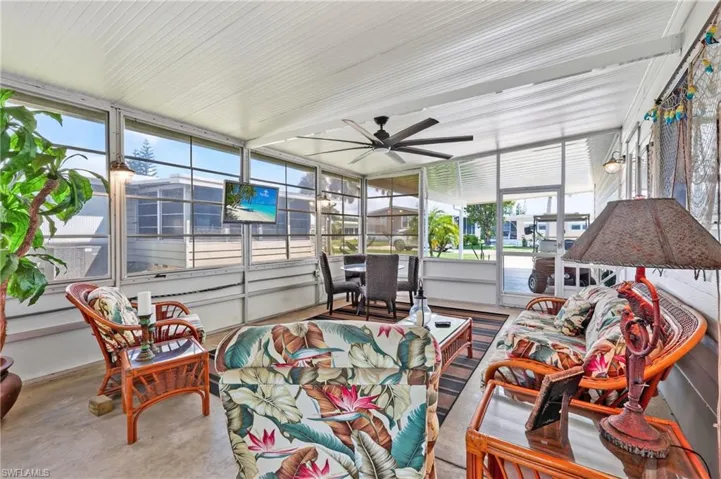 633 Forest Palm Ct, North Fort Myers, Florida 33917