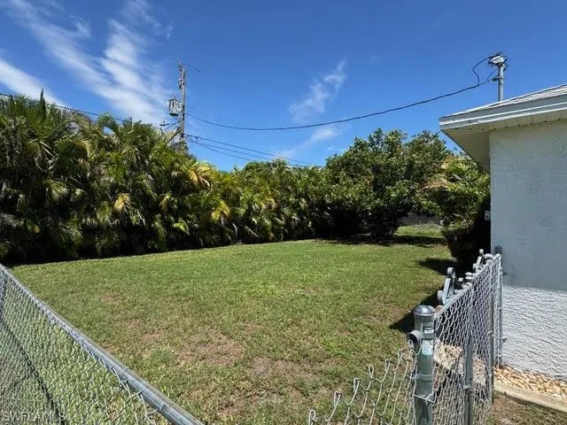 910 Sw 3rd Ave, Cape Coral, Florida 33991