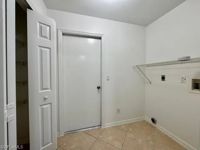 910 Sw 3rd Ave, Cape Coral, Florida 33991