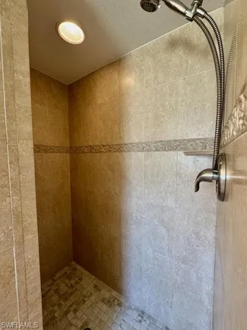 910 Sw 3rd Ave, Cape Coral, Florida 33991