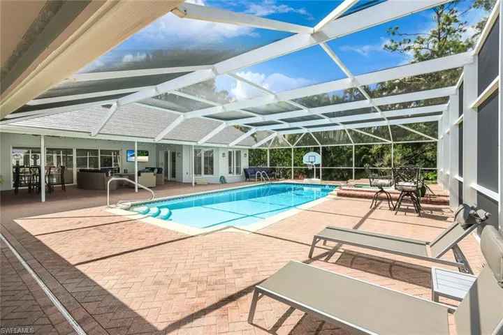 Pool View IV
