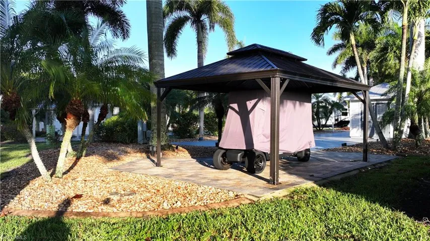 10030 Parkwood Dr, Fort Myers, Florida 33905