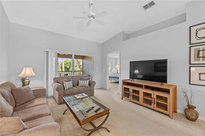 2885 Cypress Trace Cir # 9, Naples Fl 34119