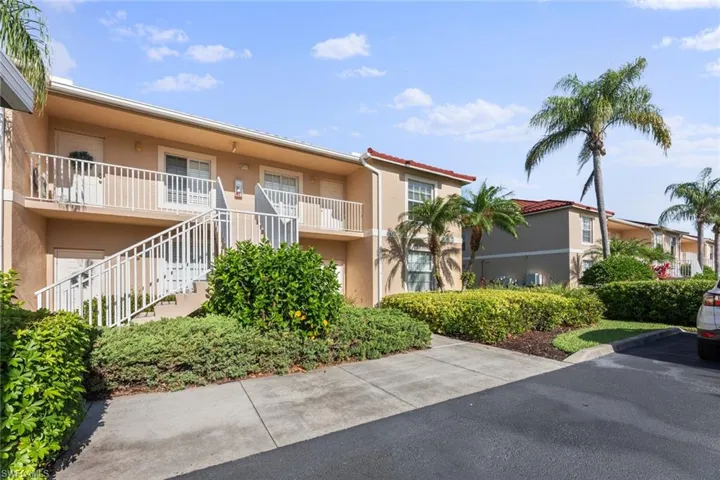 2885 Cypress Trace Cir # 9, Naples Fl 34119
