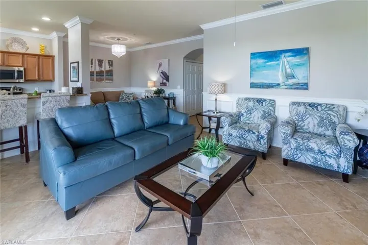 9731  Acqua  CT, Naples, FL 34113