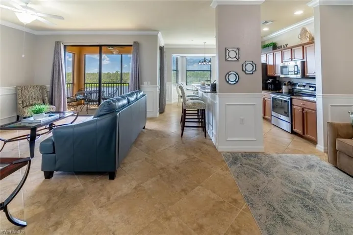 9731  Acqua  CT, Naples, FL 34113