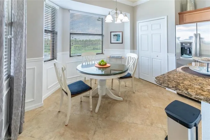 9731  Acqua  CT, Naples, FL 34113