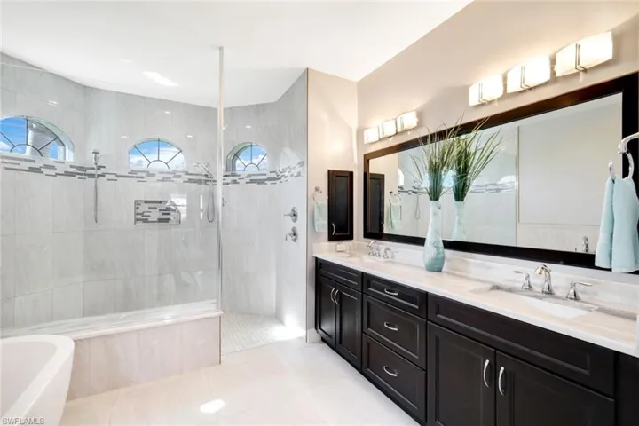 1507 NW 26th  PL, Cape Coral, FL 33993