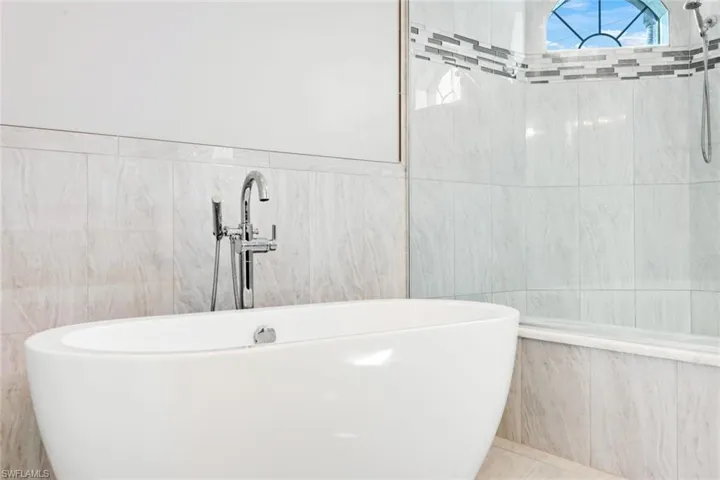 1507 NW 26th  PL, Cape Coral, FL 33993