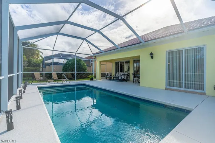 7687 Hernando Ct, Naples, Florida 34114