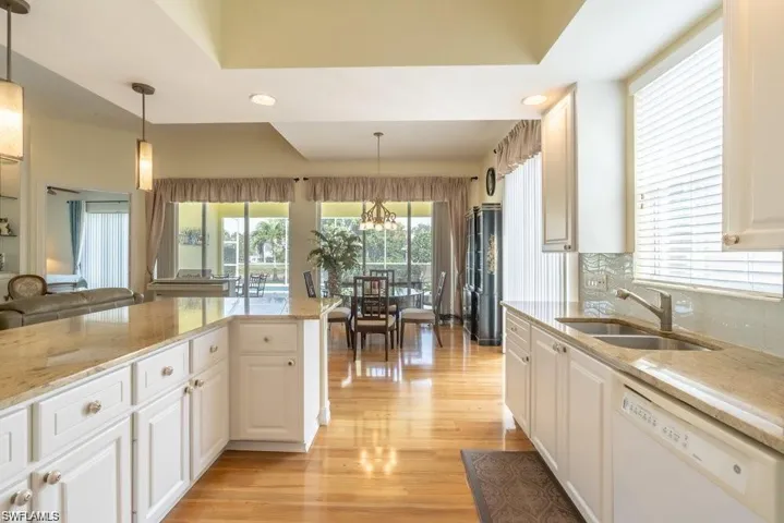 7687 Hernando Ct, Naples, Florida 34114