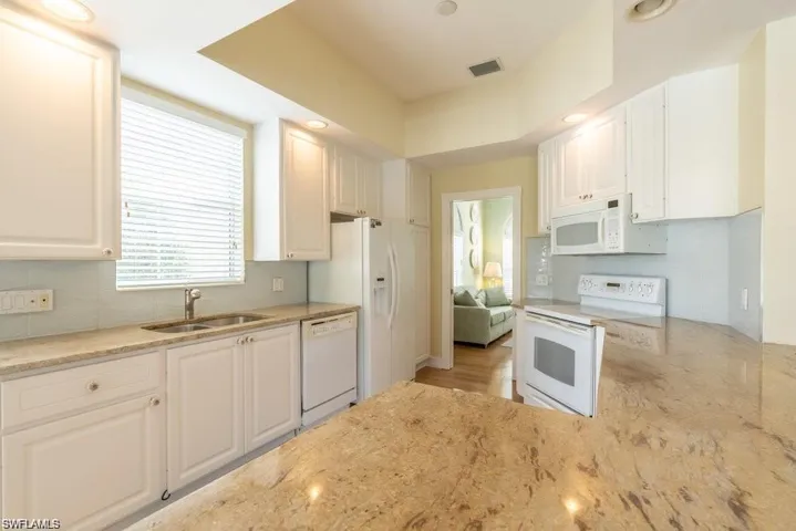 7687 Hernando Ct, Naples, Florida 34114