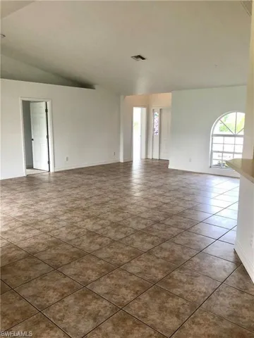253 Santa Barbara Blvd, Cape Coral Fl 33991