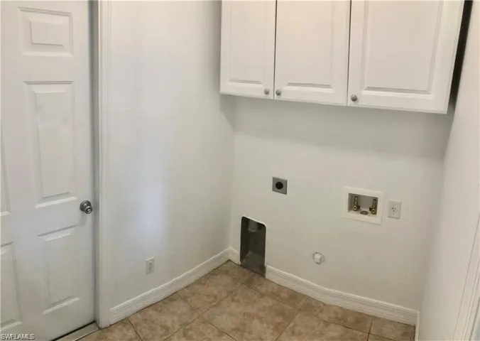 253 Santa Barbara Blvd, Cape Coral Fl 33991