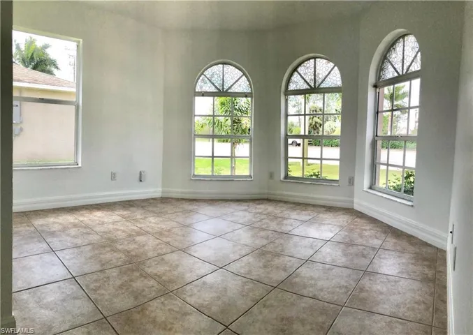 253 Santa Barbara Blvd, Cape Coral Fl 33991