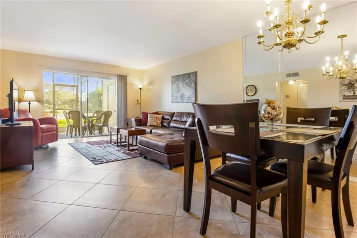 1075 Foxfire Ln 103, Naples, Florida 34104