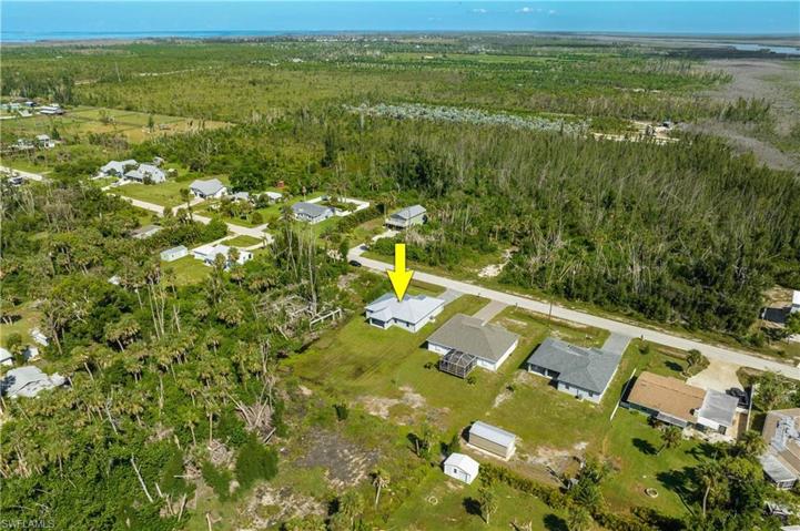 3519 Papaya ST, ST. JAMES CITY FL 33956