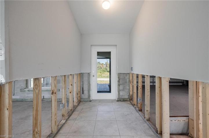 3519 Papaya ST, ST. JAMES CITY FL 33956