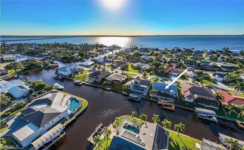 2317 Se 27th St, Cape Coral, Florida 33904