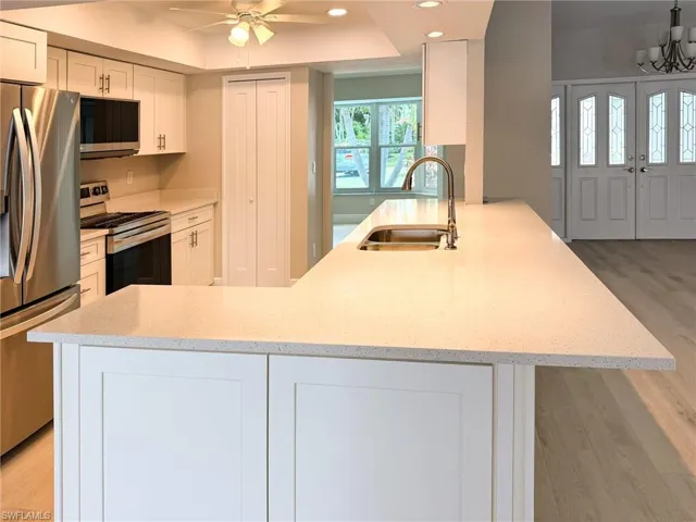 2317 Se 27th St, Cape Coral, Florida 33904
