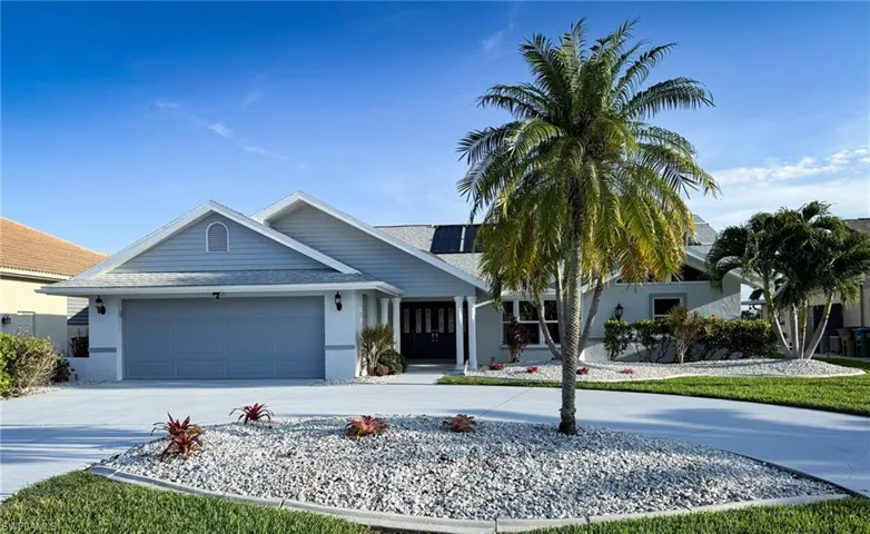 2317 Se 27th St, Cape Coral, Florida 33904