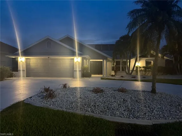 2317 Se 27th St, Cape Coral, Florida 33904
