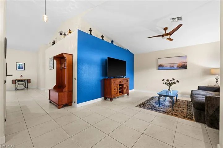 4450  12th SE AVE, Naples, FL 34117