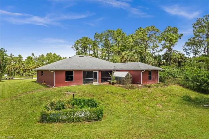 4450  12th SE AVE, Naples, FL 34117