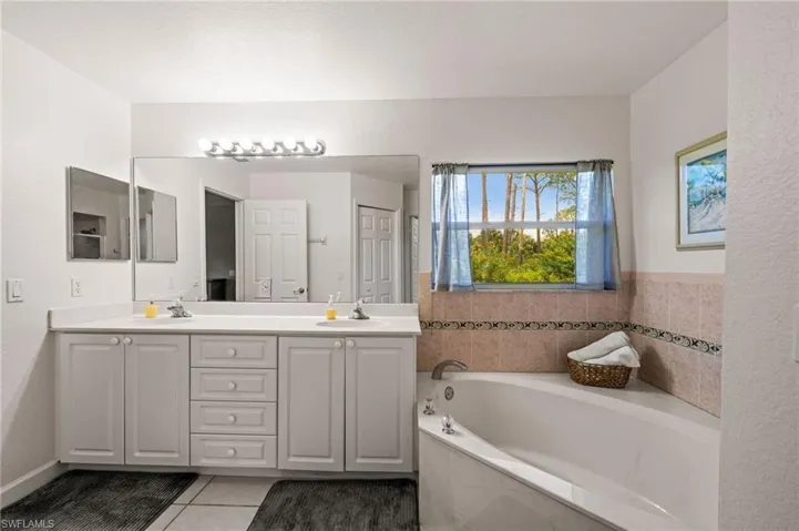 4450  12th SE AVE, Naples, FL 34117