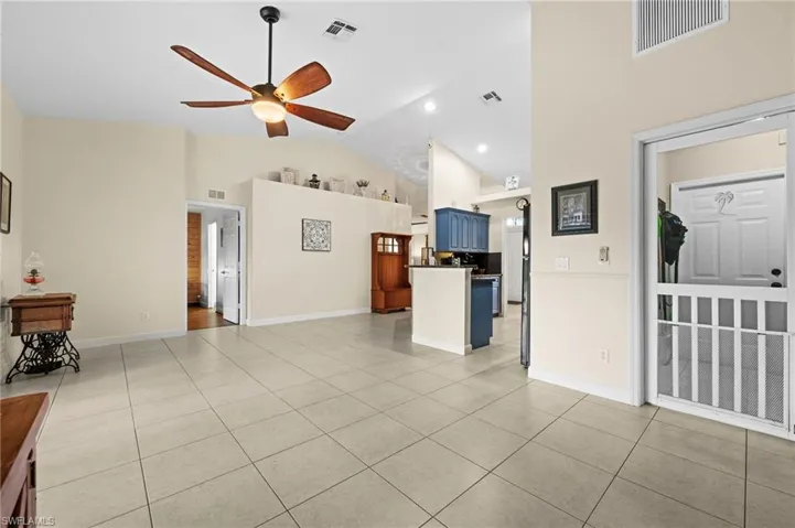 4450  12th SE AVE, Naples, FL 34117